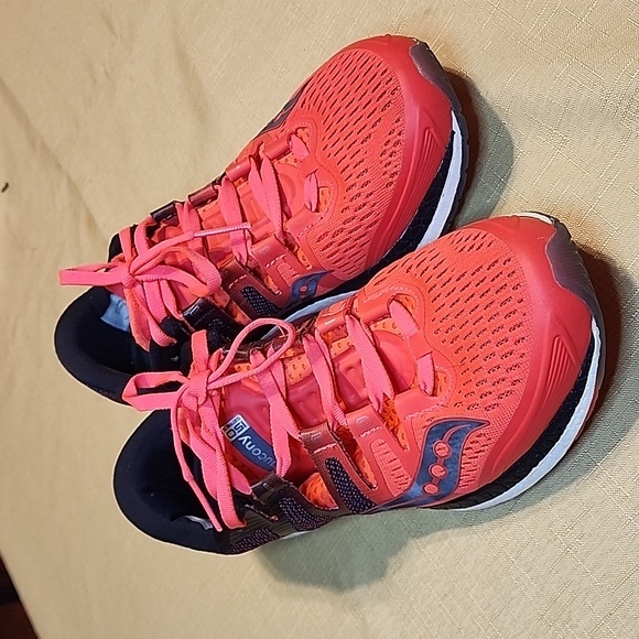 Saucony Shoes - Saucony‎ Everun